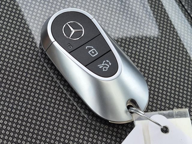 Certified Used 2026 Black Mercedes-Benz GLC 300 image 35