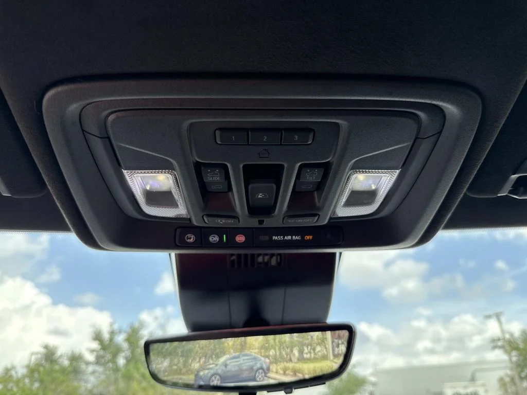 Used 2025 Black GMC Denali Ultimate image 45