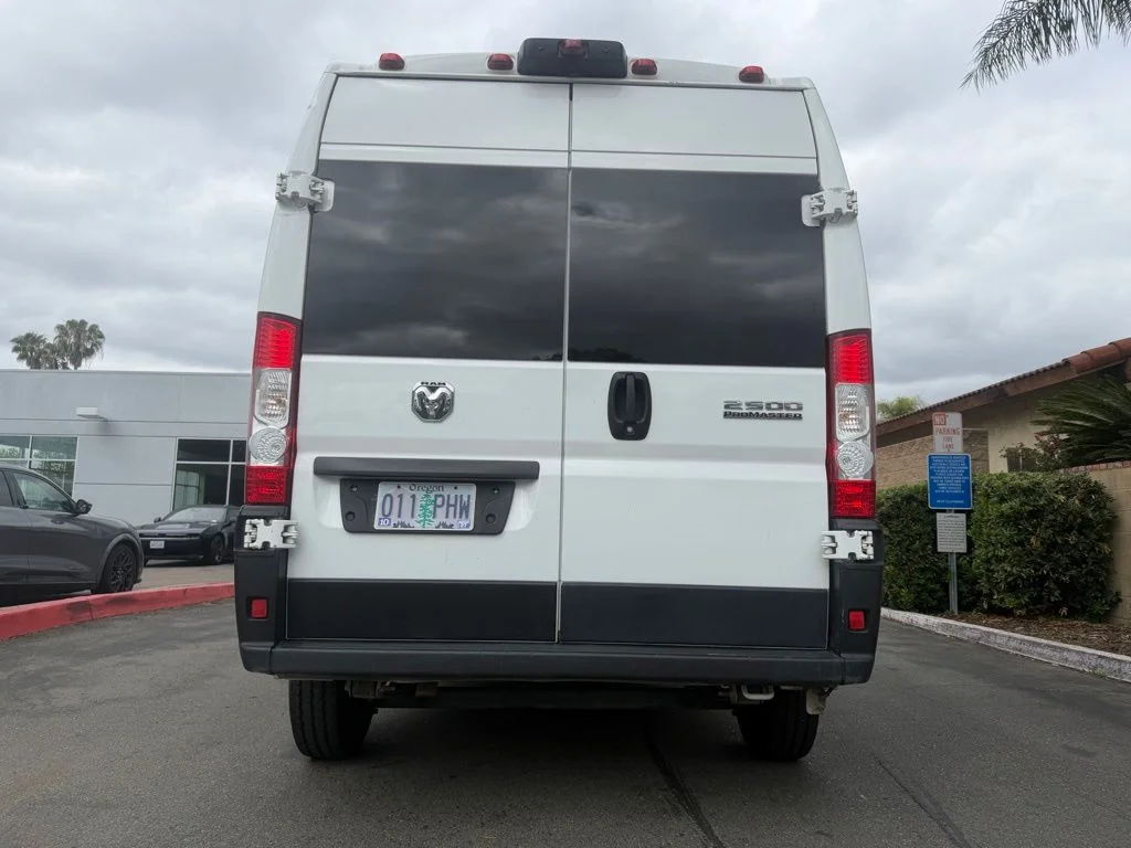 Used 2023 White Ram High Roof image 12