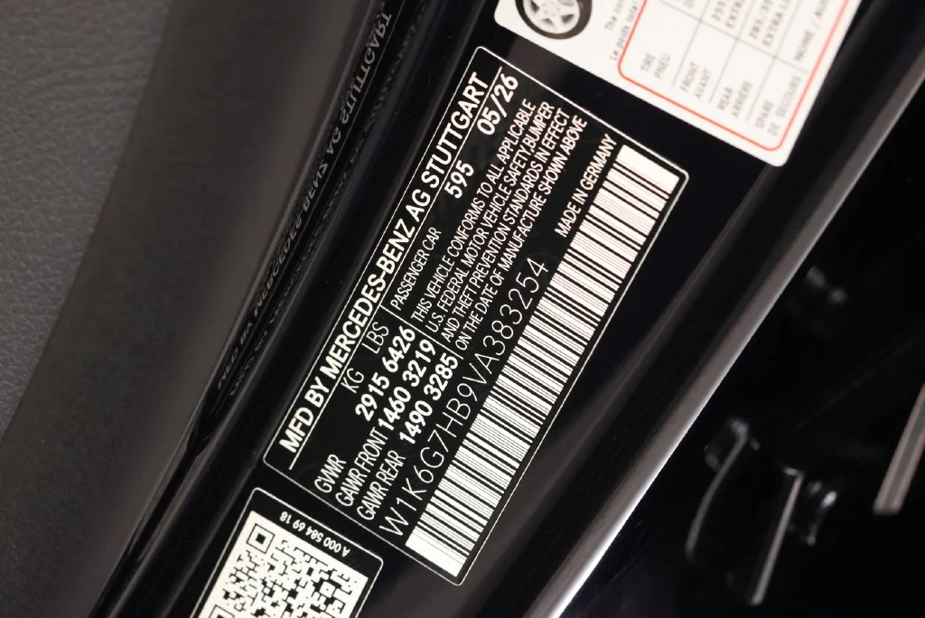 New 2027 Nautical Blue Metallic Mercedes-Benz S 580 image 38