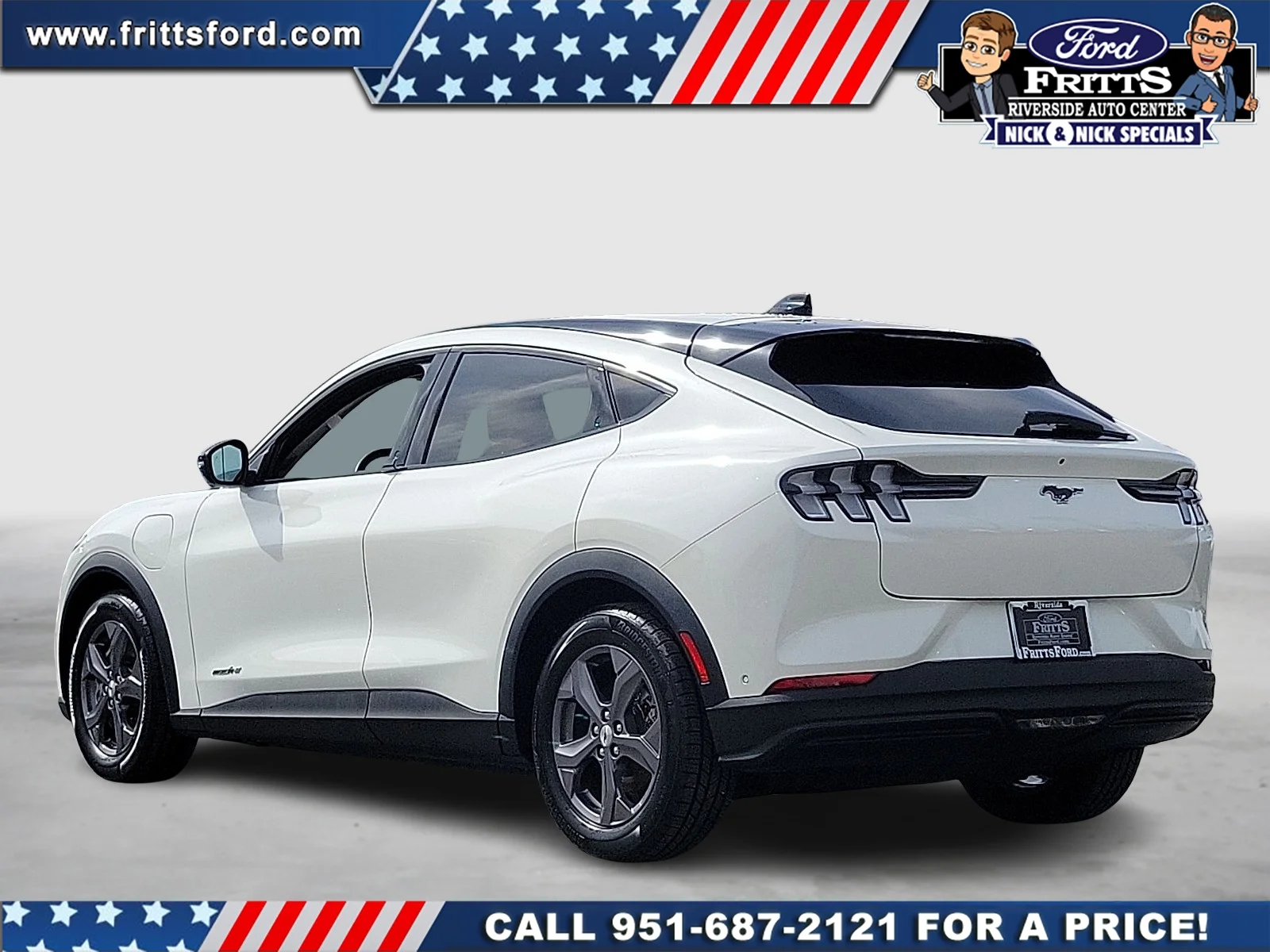 Certified Used 2023 White Metallic Ford Select image 3