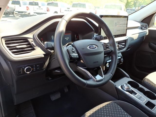 Used 2023 Silver Metallic Ford Active image 14