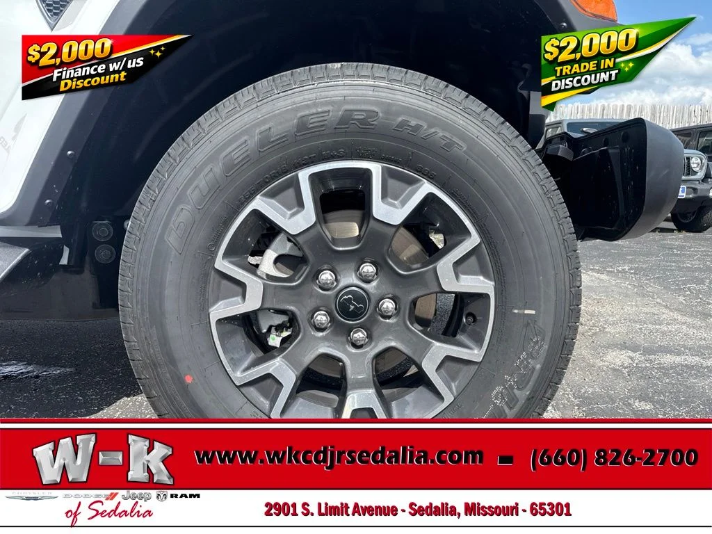 New 2026 White Jeep Sahara image 4