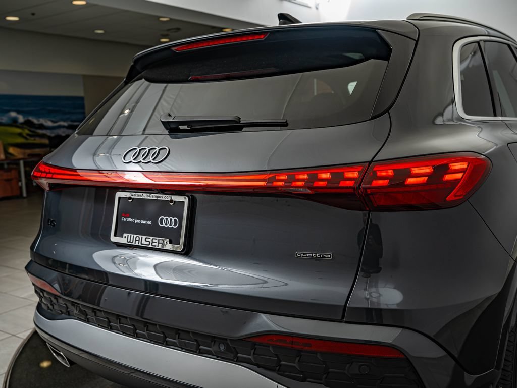 Used 2025 Manhattan Gray Metallic Audi 2.0T Premium Plus image 14