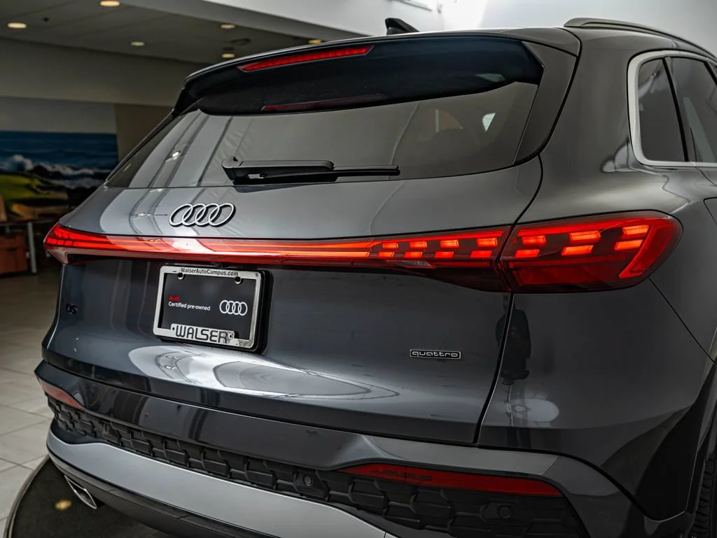 Used 2025 Manhattan Gray Metallic Audi 2.0T Premium Plus image 14