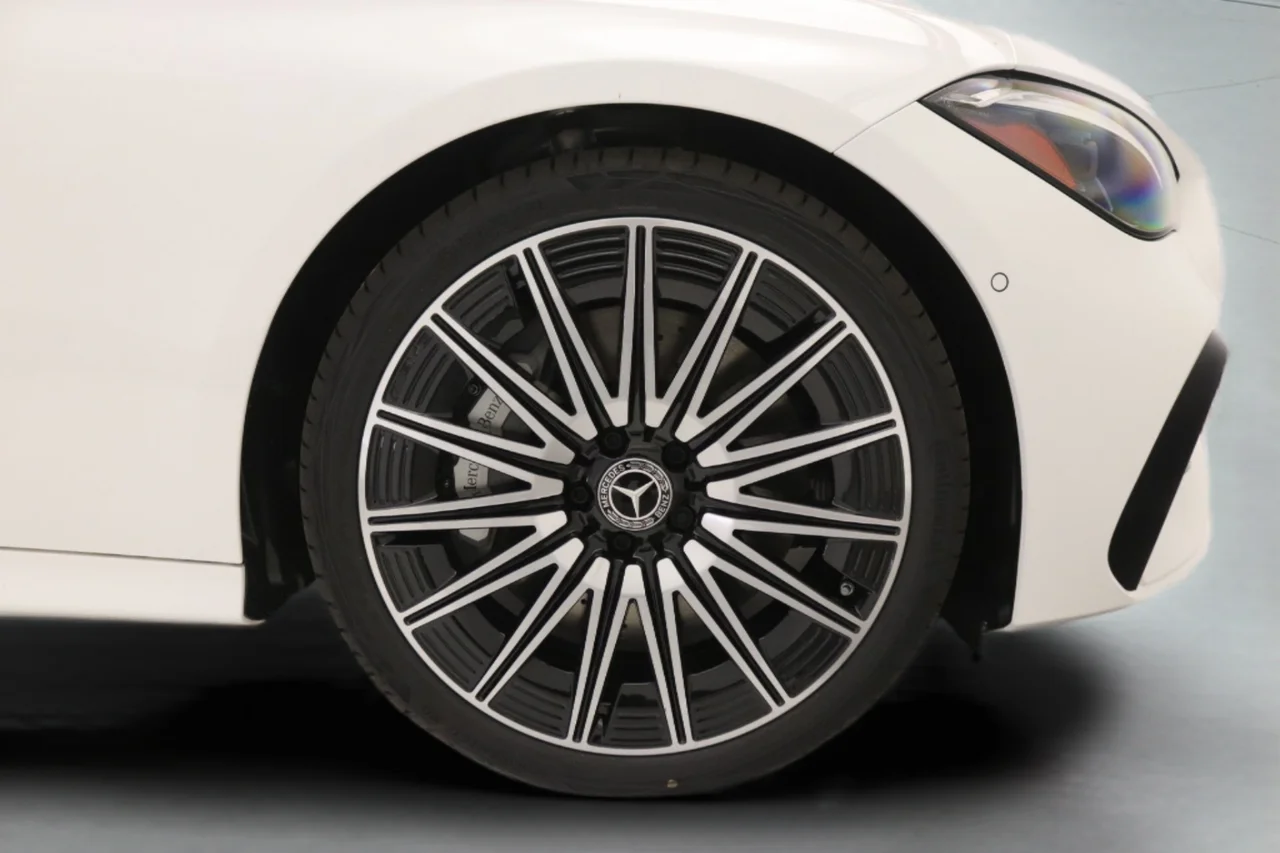 New 2026 Polar White Mercedes-Benz CLE 450 4MATIC® image 10