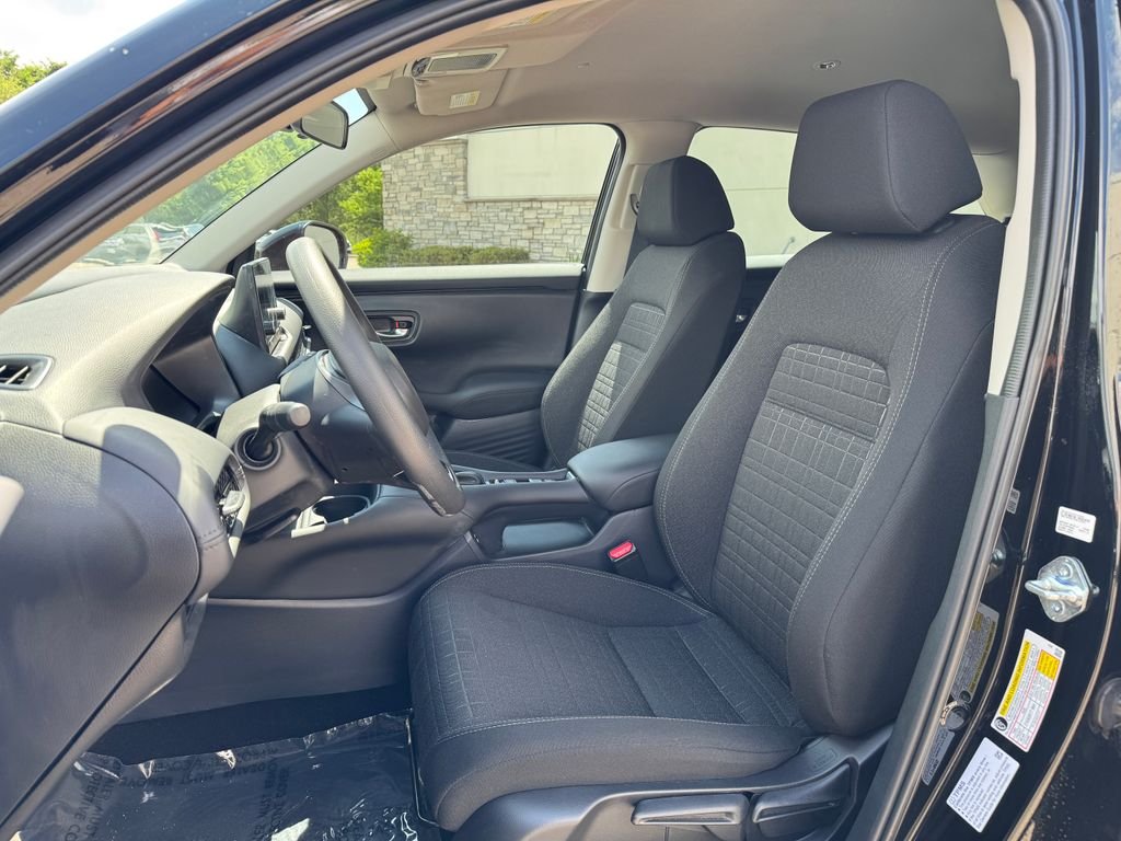 2025 Honda HR-V LX - Photo 25