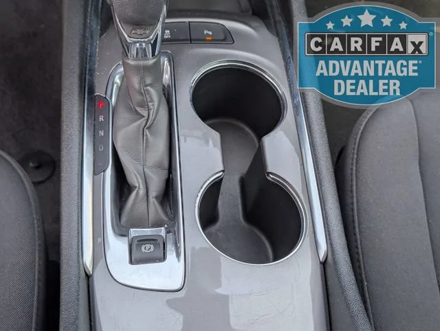Used 2024 Summit White Chevrolet 1LT image 10