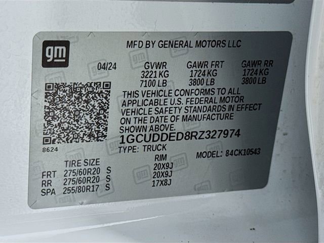 Used 2024 Summit White Chevrolet LT image 32