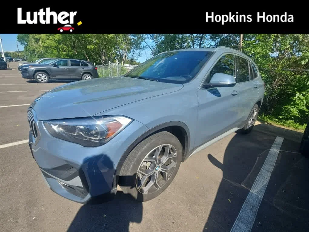 Used 2020 Storm Bay Metallic BMW xDrive28i image 1