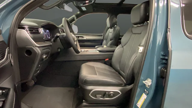 New 2026 Steel Blue Exterior Paint Jeep Limited Altitude image 9