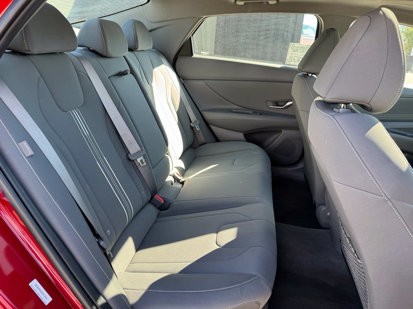 Used 2025 Red Hyundai SEL Convenience image 31