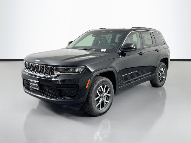 New 2027 High-Gloss Black Paint Jeep Laredo X image 3