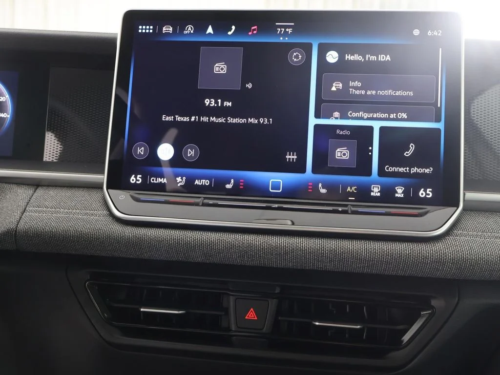 New 2025 Silver Volkswagen 2.0T S image 12