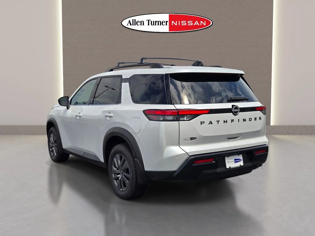 2026 Nissan Pathfinder SV - Photo 8