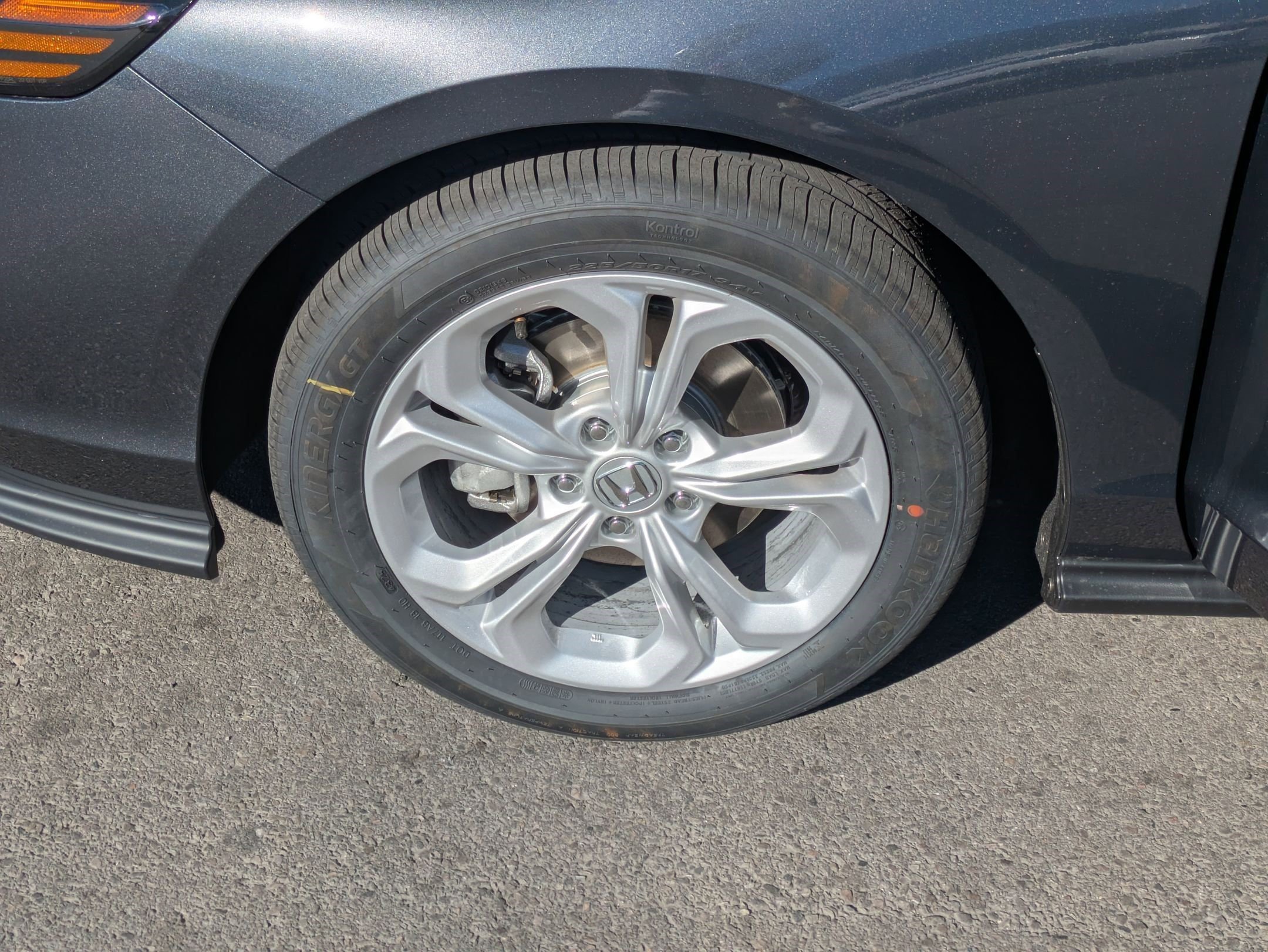 New 2026 Meteorite Gray Metallic Honda LX image 10