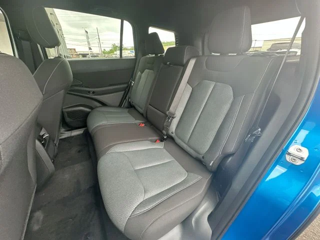 New 2026 Hydro Blue Pearlcoat Jeep Laredo image 23