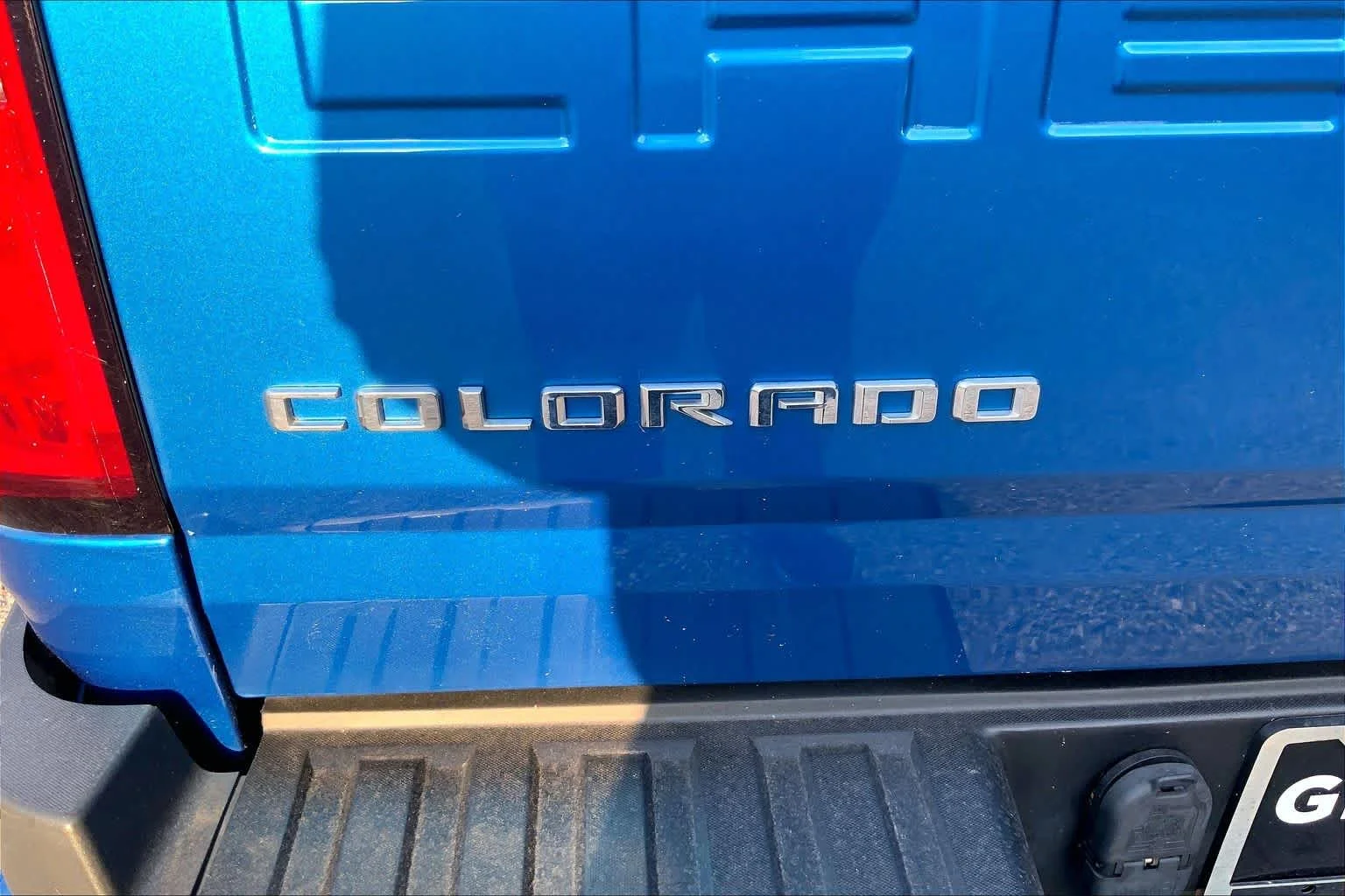 Used 2021 Bright Blue Metallic Chevrolet 4WD Z71 image 10