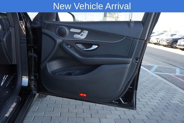 Used 2021  Mercedes-Benz GLC 300 image 14