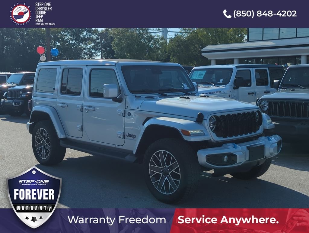 Used 2024 Silver Jeep High Altitude 4xe image 7