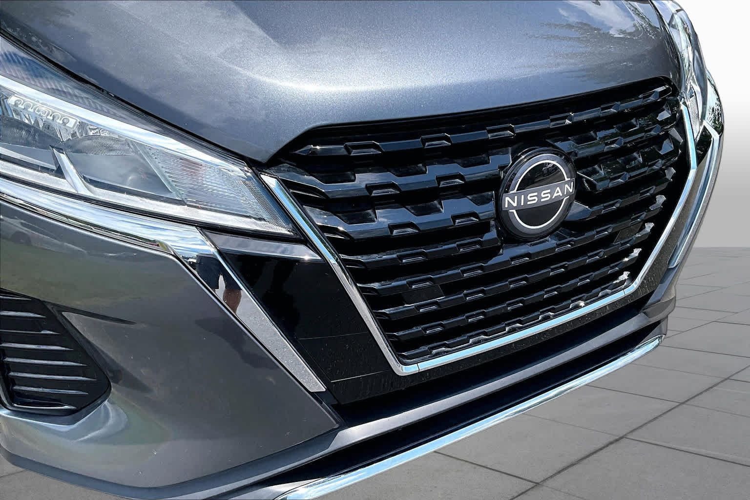 Used 2023 Gun Metallic Nissan S image 29