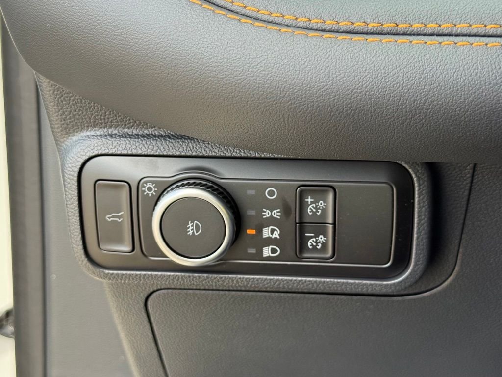 New 2026 Star White Metallic Tri-Coat Ford Tremor® image 13