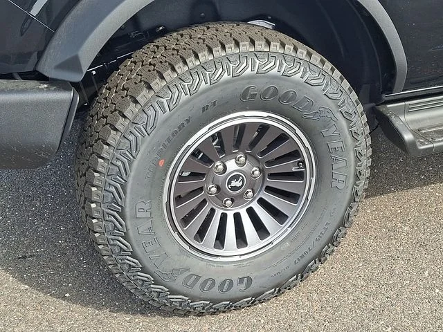 New 2026 Shadow Black Ford Outer Banks® image 5