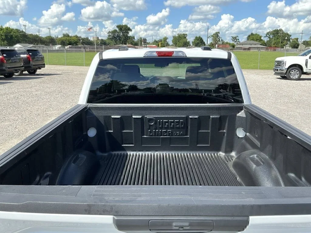 Used 2025 Oxford White Ford XLT image 19