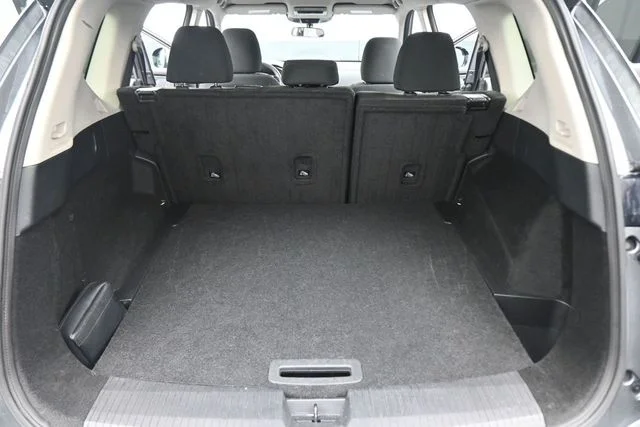 Used 2024 Gray Nissan SV image 24