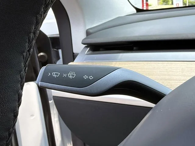 Used 2023 White Tesla Long Range image 26