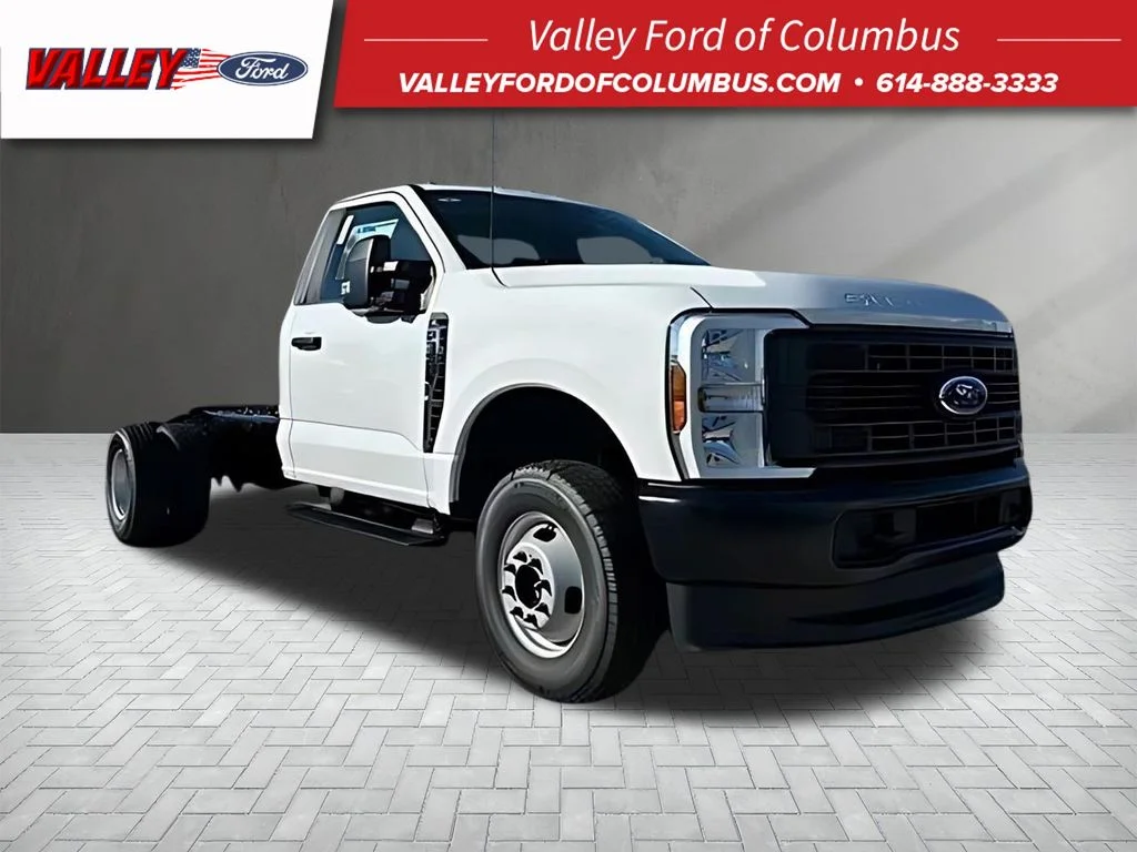 2026 Ford F-350 Super Duty Chassis Cab
