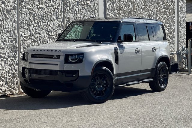 2026 Land Rover Defender 110 S