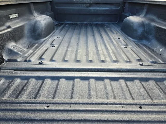 Used 2010 Silver Ford XLT image 13