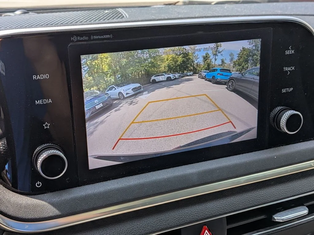 Used 2022 Gray Hyundai SEL image 26