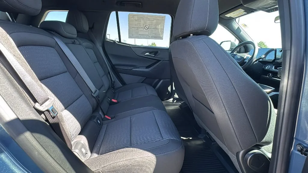 New 2027 Lakeshore Blue Metallic Chevrolet LT image 16