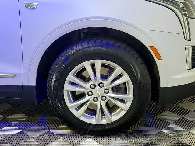 Used 2024 White Cadillac Luxury image 22