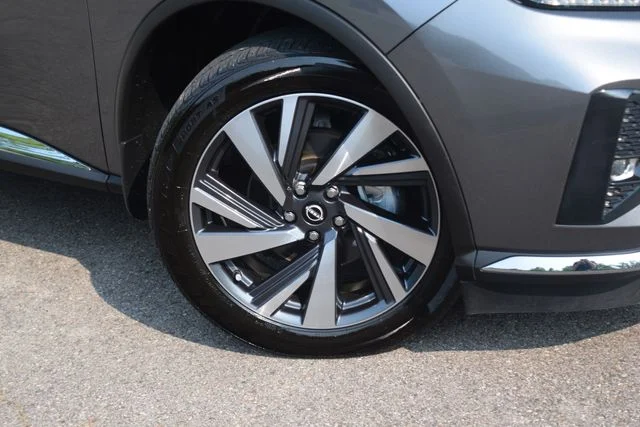 Used 2024 Gray Nissan SL image 31