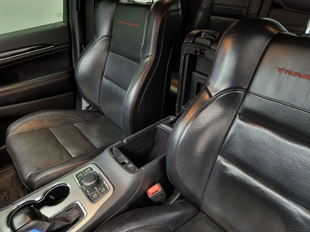 Used 2020 Slate Blue Pearlcoat Jeep Trailhawk image 28