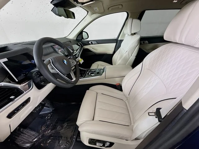 Used 2026 Blue BMW xDrive40i image 21