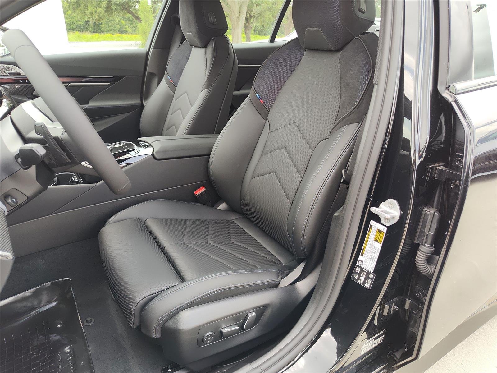 New 2027 Black Sapphire Metallic BMW 540i xDrive image 6