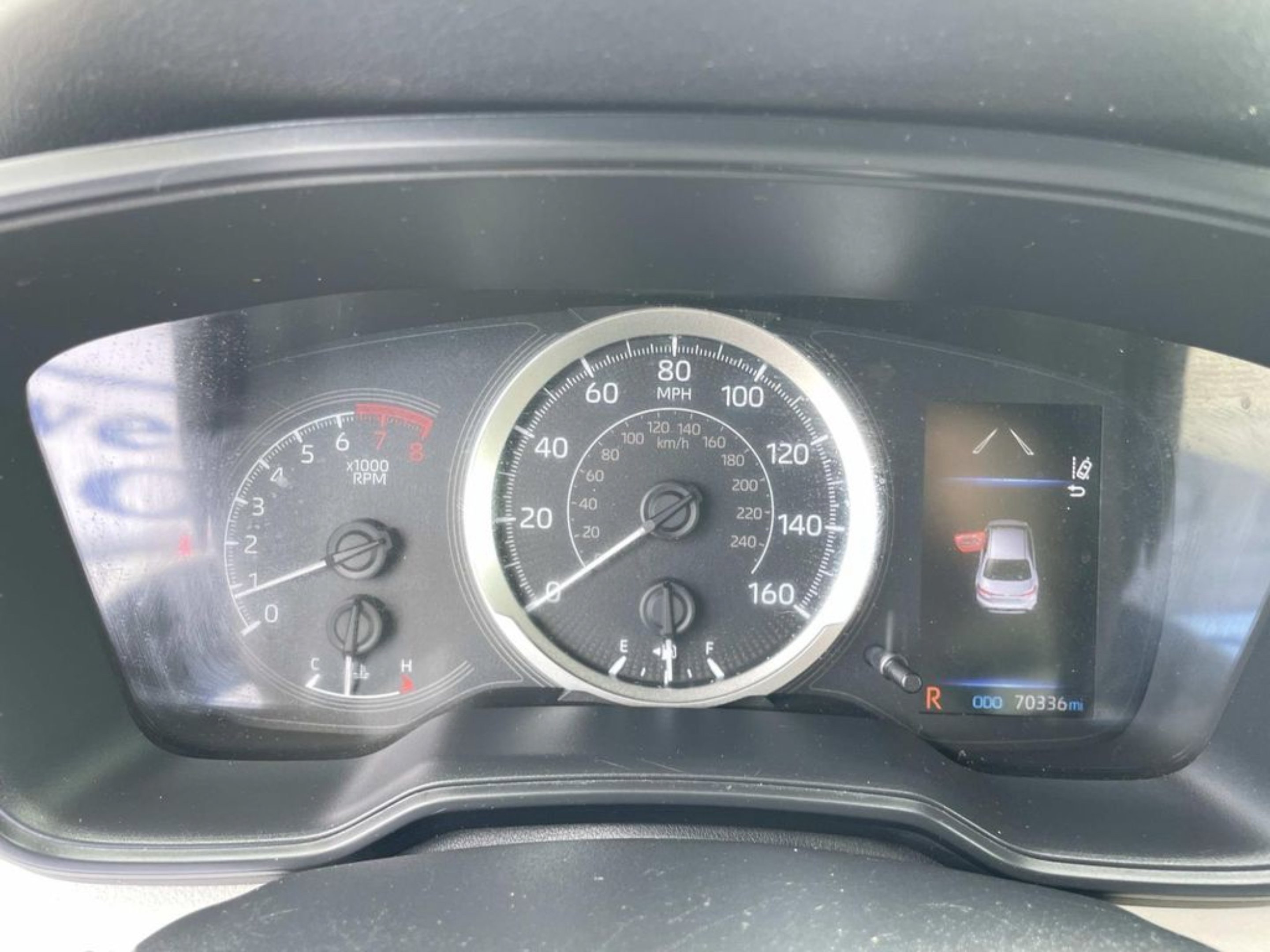 Used 2021  Toyota LE image 29