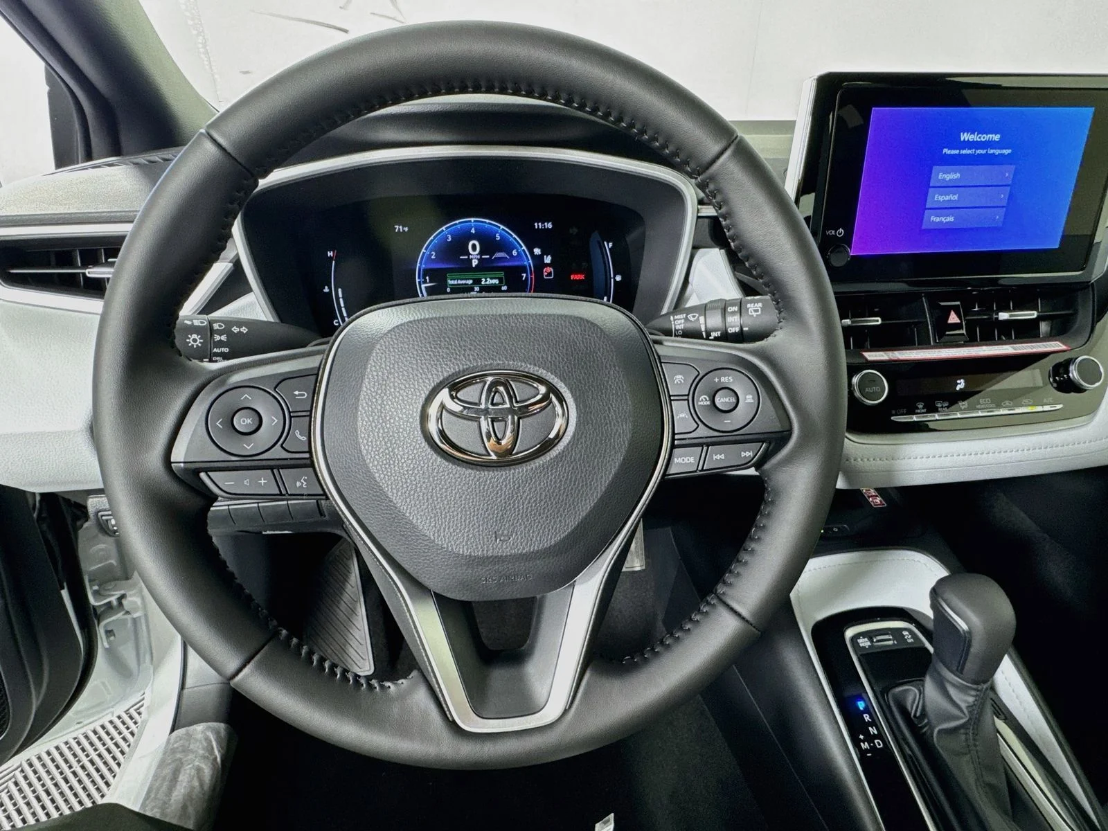 New 2027 Wind Chill Pearl <sup>1</sup> Toyota  SE image 7