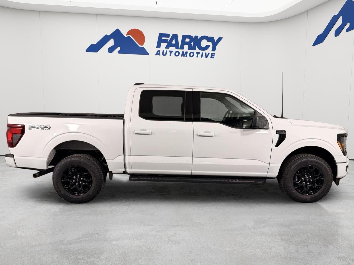 New 2026 Oxford White Ford XLT image 49