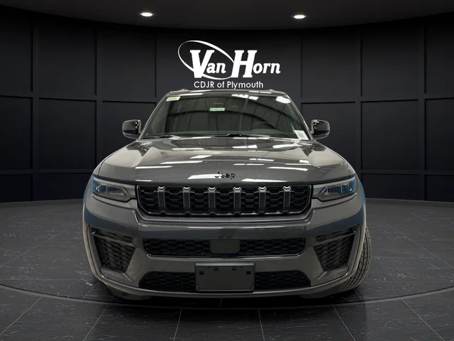 New 2026 Baltic Gray Metallic Clear-Coat Exterior Paint Jeep Altitude image 8