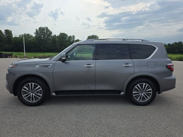 Used 2023 Gun Metallic Nissan SL image 10