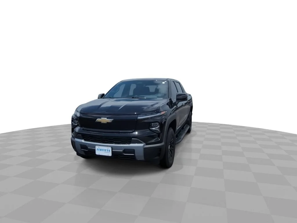 New 2026 Black Chevrolet LT - Standard Range image 3