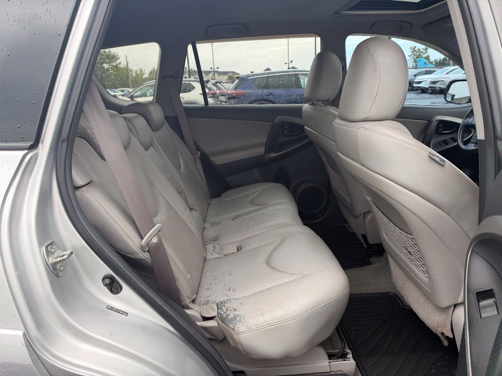 Used 2009 Silver Toyota Limited image 14