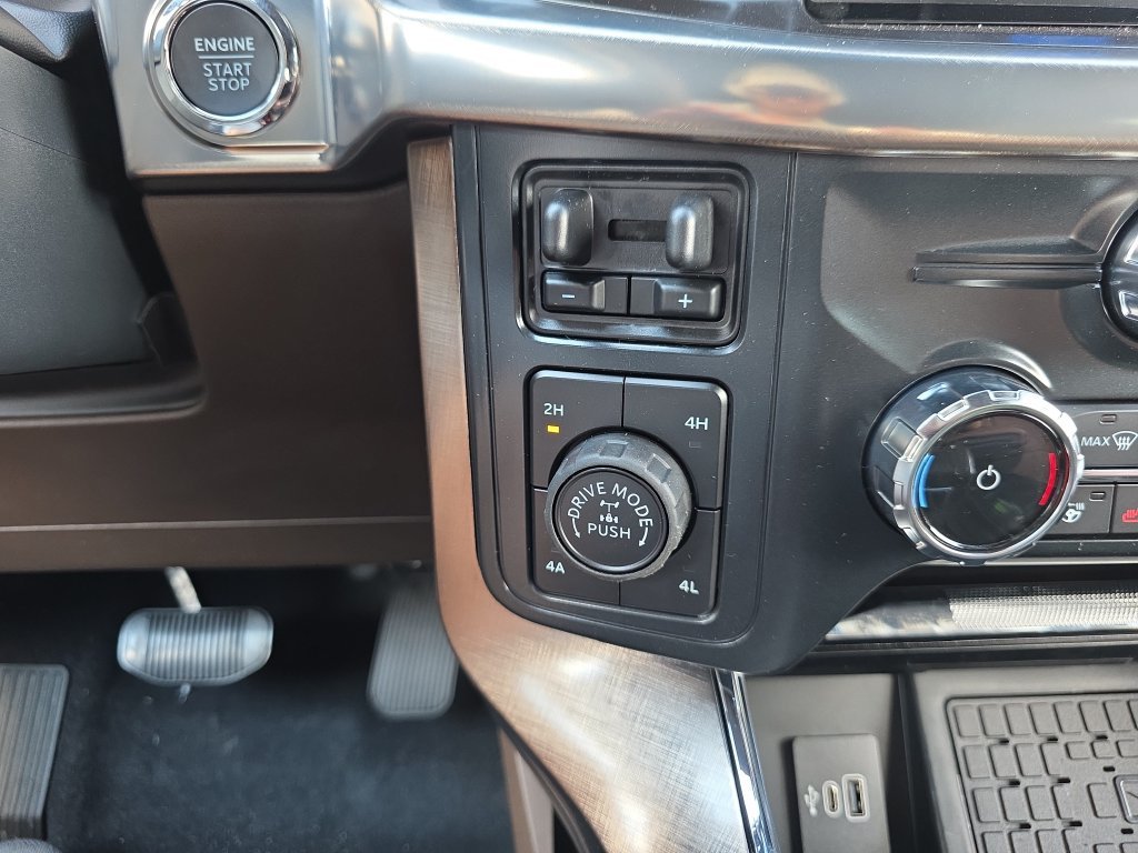 New 2026 Carbonized Gray Metallic Ford King Ranch® image 30