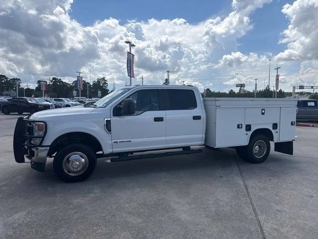 Used 2021 Oxford White Ford XL image 1