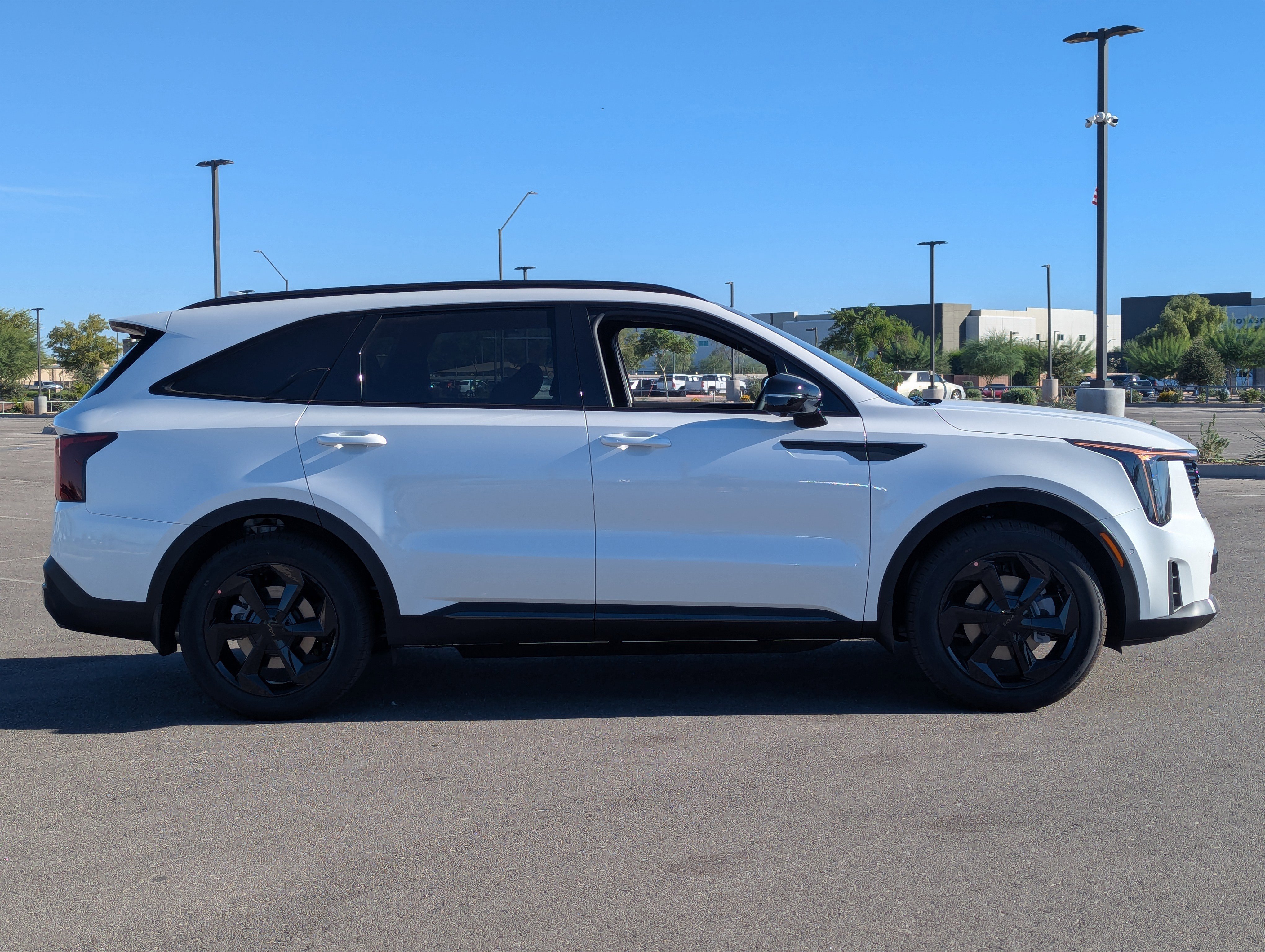 New 2026 Snow White Pearl Kia X-Line SX Prestige AWD image 6